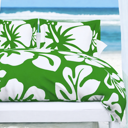 Fresh Green & White Hawaiian Flowers Duvet Cover – Large Scale – Extremely Stoked® Eco Luxe Beach Bedding
