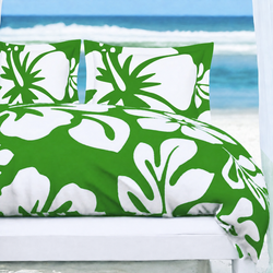 Fresh Green & White Hawaiian Flowers Duvet Cover – Large Scale – Extremely Stoked® Eco Luxe Beach Bedding