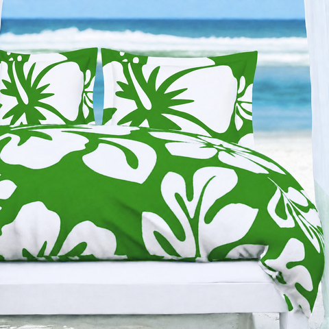 Fresh Green & White Hawaiian Flowers Duvet Cover – Large Scale – Extremely Stoked® Eco Luxe Beach Bedding