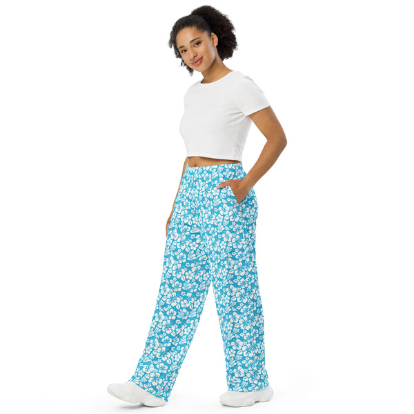 Women's Aqua Blue and White Hawaiian Flowers Lounge Pants